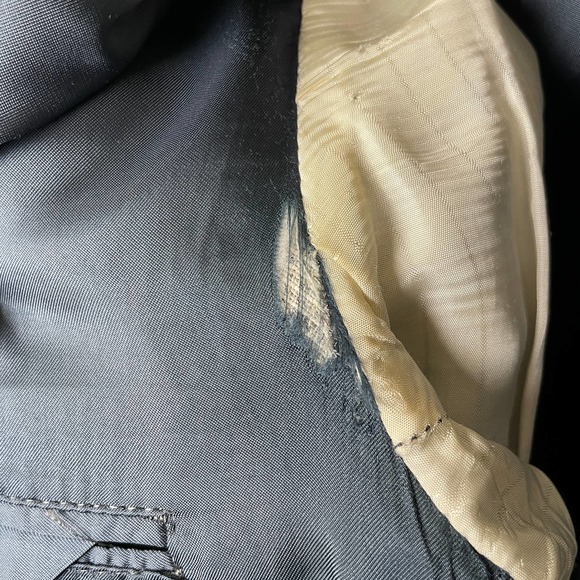 Yves Saint Laurent YSL 100% Wool Two Button Blazer 43R - Picture 8 of 16